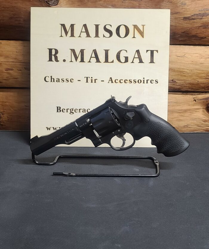 SMITH & WESSON TRR8 cal. 357 (5 pouces)