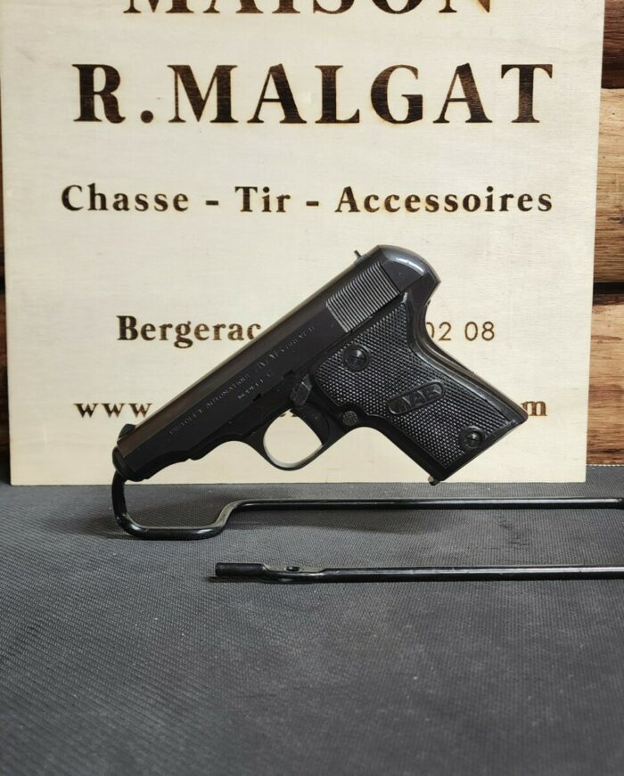 MAB modèle C calibre 7,65mm Browning ( .32 acp, 32 auto)