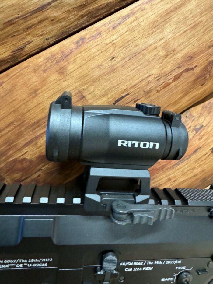 HERA ARMS 7.5 » 223 REM PACK AVEC POINT ROUGE RITON ET LAMPE INFORCE