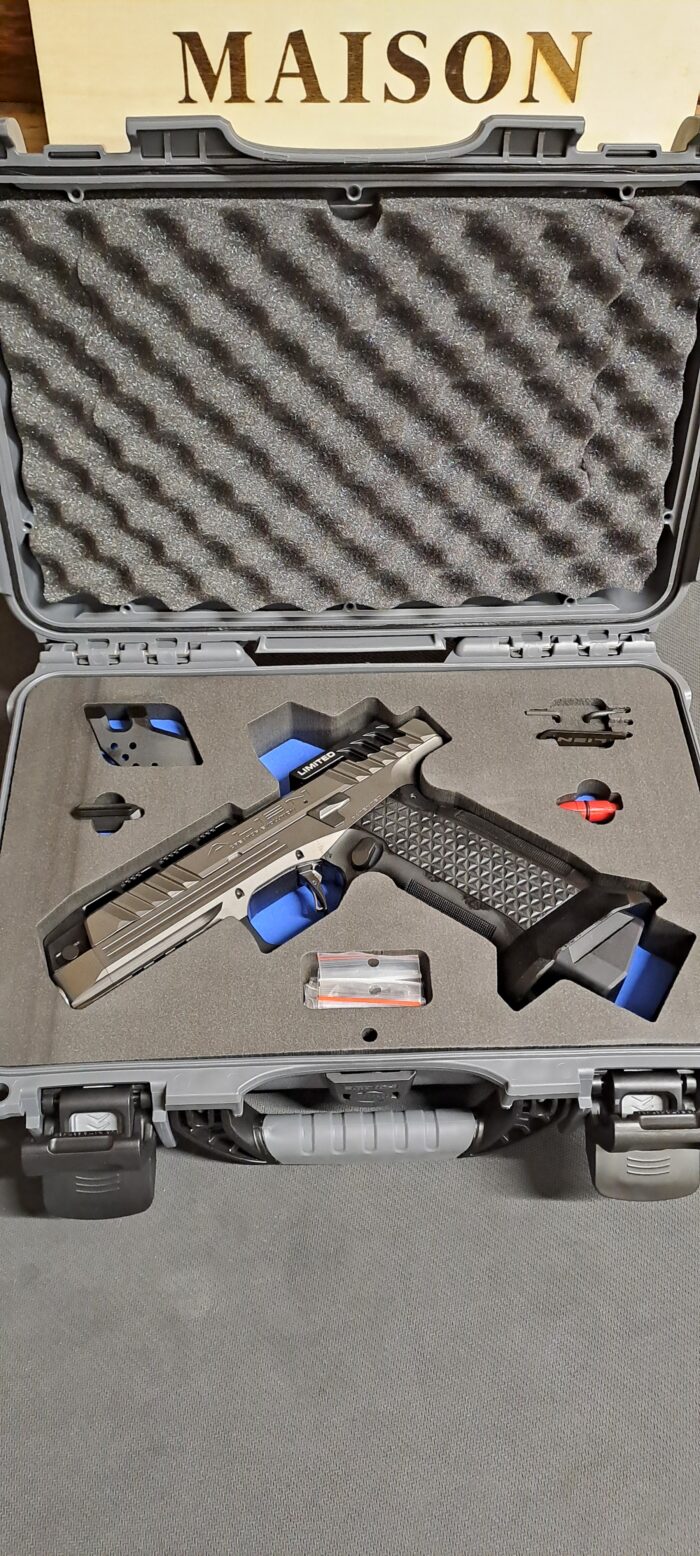 LAUGO ARMS ALIEN CREATOR LIMITED cal. 9X19