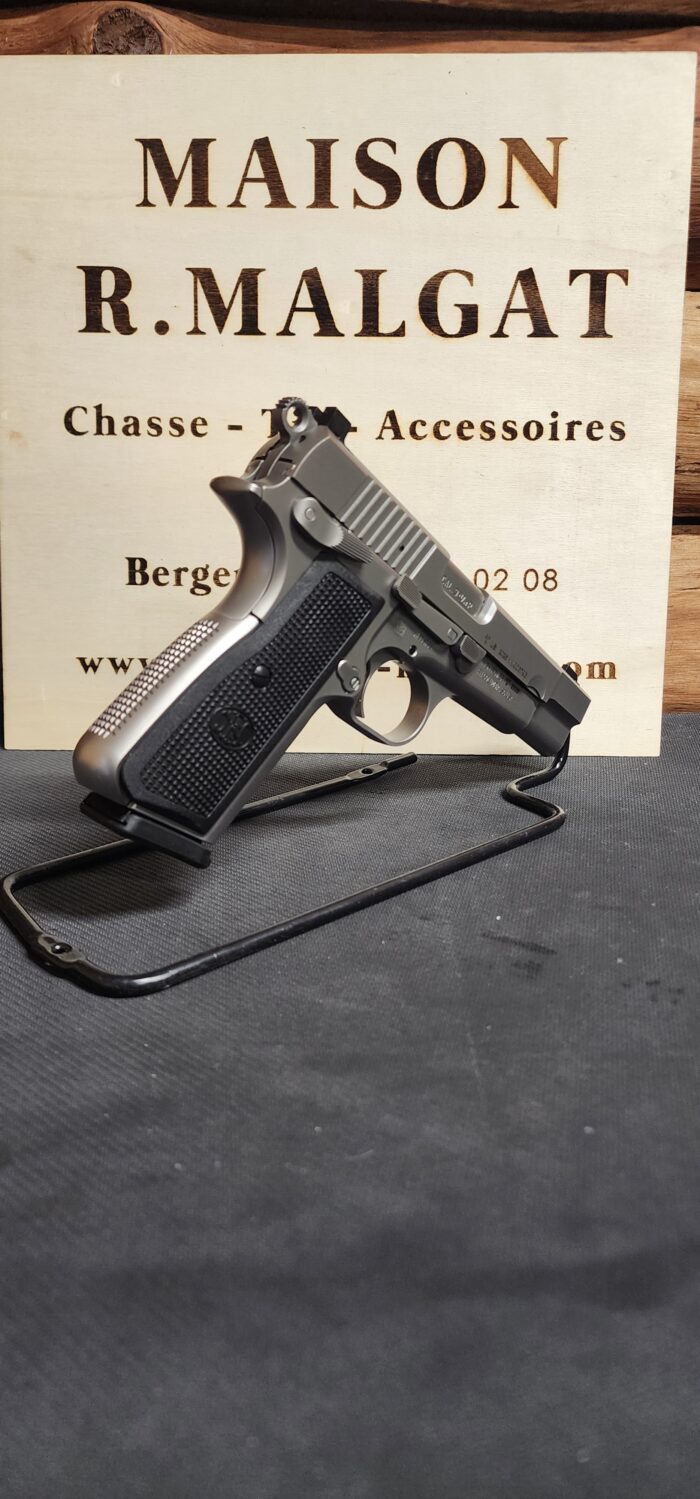 FN HI POWER cal. 9X19